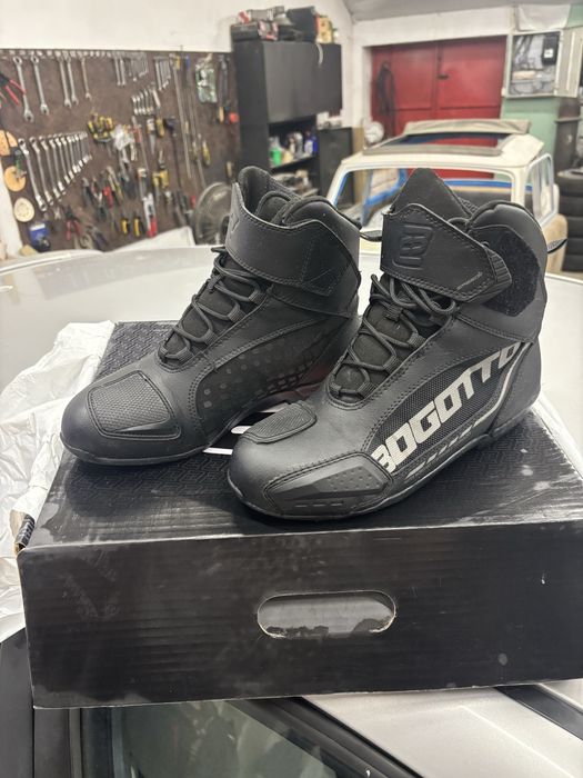 Мото боти  Bogotto