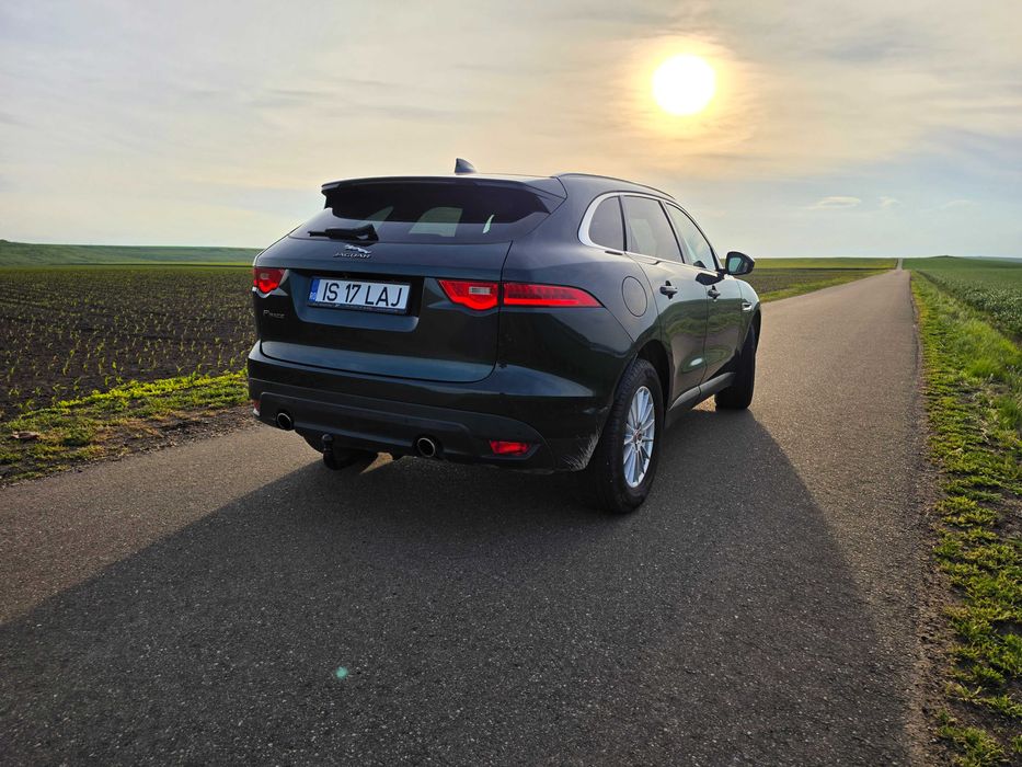 Jaguar F-Pace 3.0D AWD 300CP – 2017 – Eleganță, confort și putere
