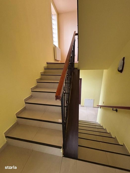Casa cu 5 camere Breazu