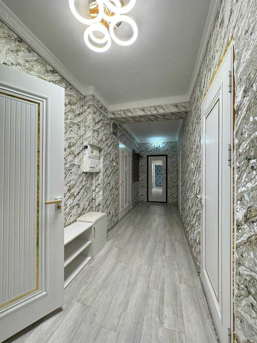 ул.Янгизамон ориентир ЖК Гринвич 4-ком 8/9 90 м² ремонт бывш.общежитие