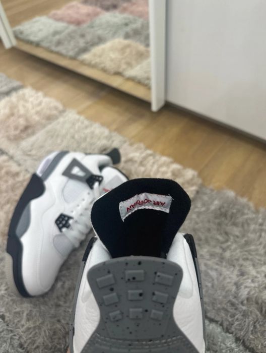 Air Jordan 4 "White Cement"