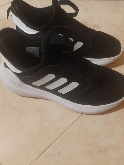 Маратонки Adidas