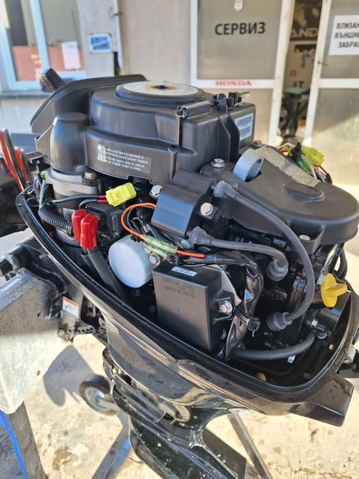 Извънбордов двигател Mercury F15EH къс ботуш, стартер