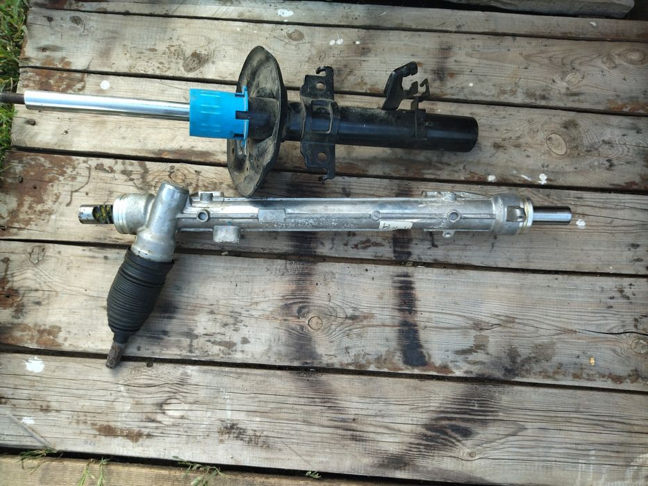 Продам рулевую реику.