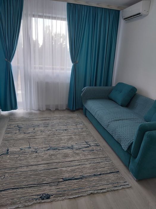 Închiriez apartament 2 camere în hils palady cu aer condiționat, centrala proprie, și parcare