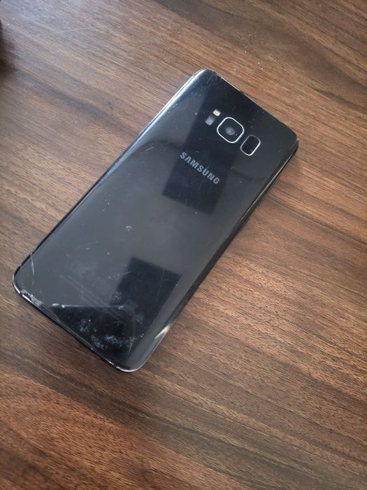 Samsung S8 сотилади.