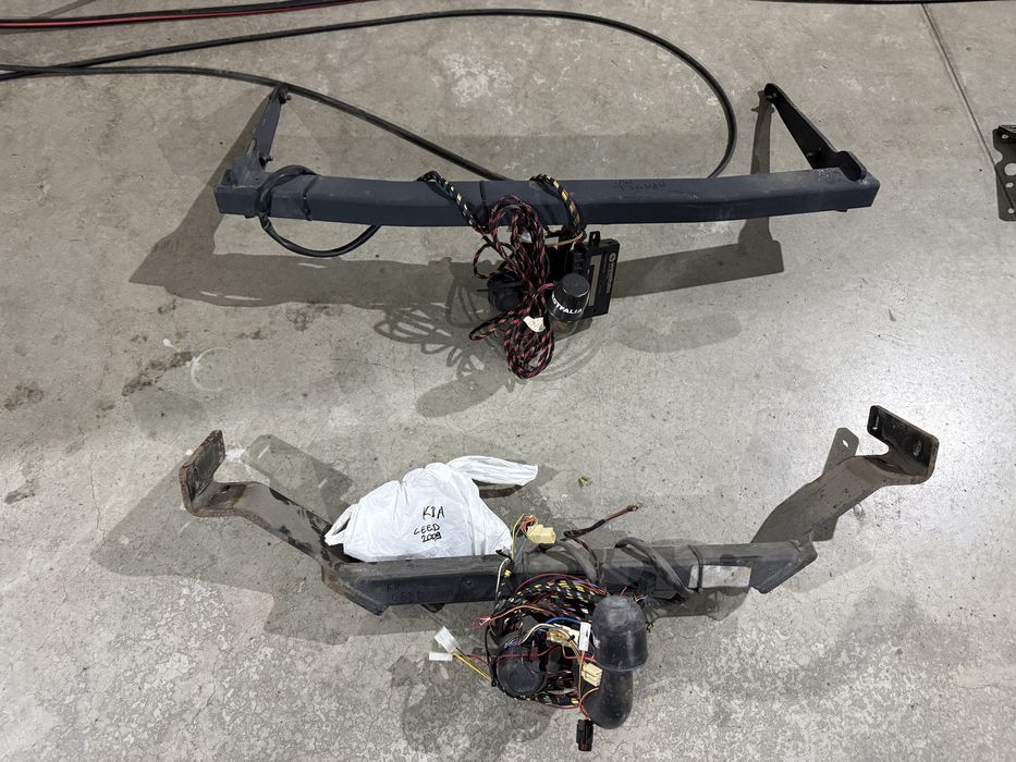 ОТЛИЧЕН Теглич С Букса, Окабеляване И Модул за *KIA CEED/PRO CEED/CEED SW 2006г-2012г* И за *VW TIGUAN 2007г-2016г / AUDI Q3 2011г-2018г*