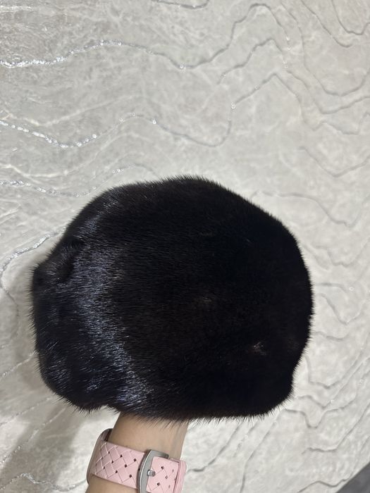 Продам норковые шапки