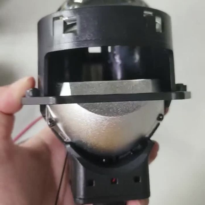 Продам bi led линзы