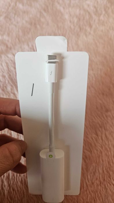 Адаптер Apple Thunderbolt 3 (USB-C) - Thunderbolt 2