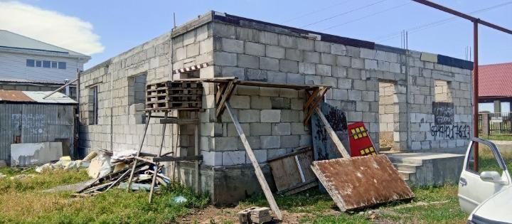 Продам недостроенный дом