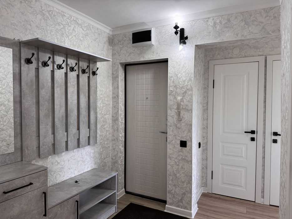 3-комнатная L U X