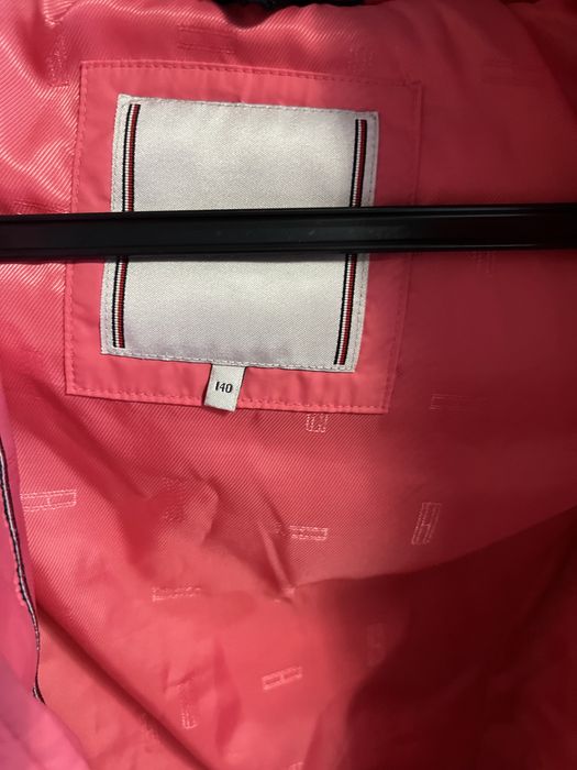 Детско оригинално яке Tommy Hilfiger 140