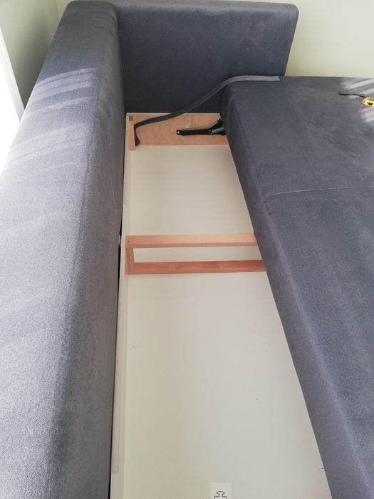 Диван (разтегателен)