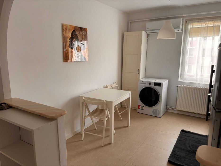 Inchiriez apartament 2 camere