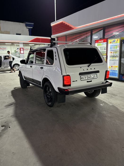 Lada neba 4*4 bir qul xaydalgan