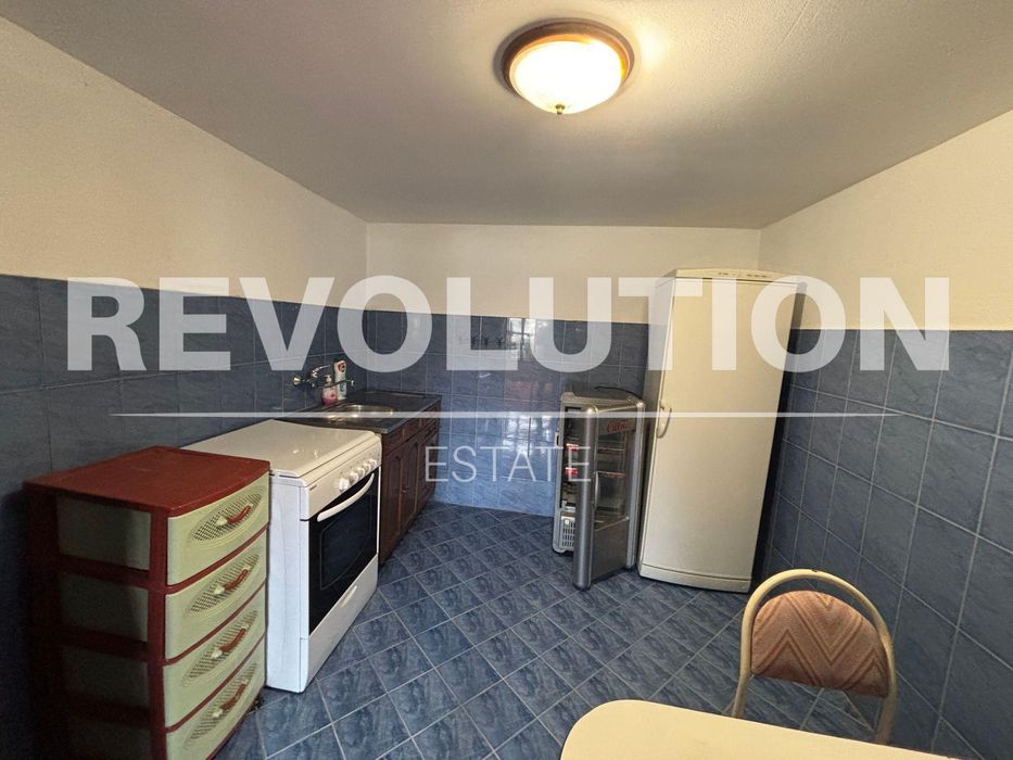 Къща  в гр.Варна, м-т Евксиноград!