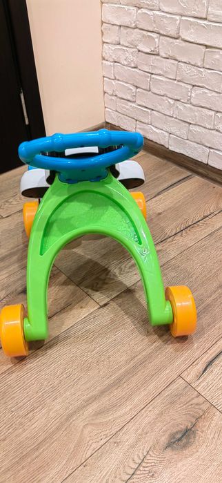 Проходилка Chipolino + Уолкър Fisher Price