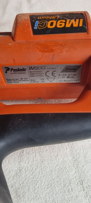 Pistol cuie PASLODE IM90Ci pentru cuie 5-9 cm