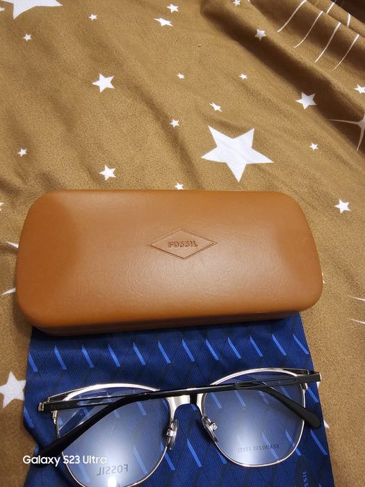 Vand rame de ochelari fossil damă