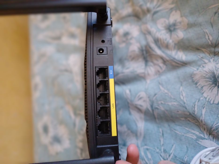 Продам роутер билаин