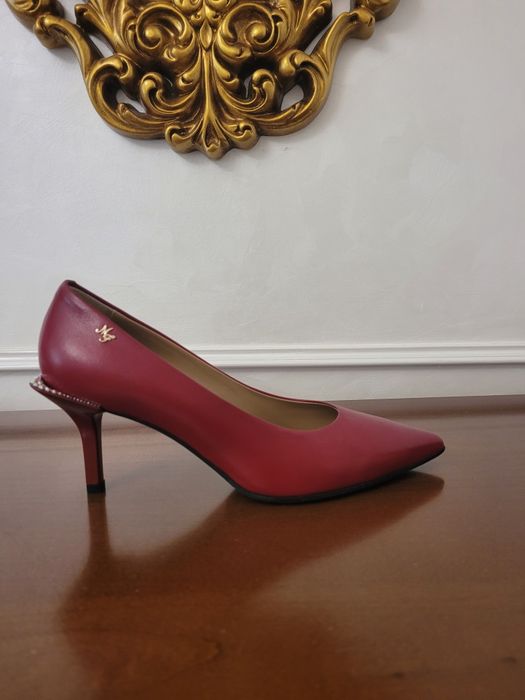 Женские туфли, Италия