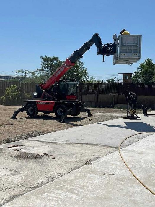 Inchiriez Manitou MRT2145 cu operator (furci, nacela, macara)
