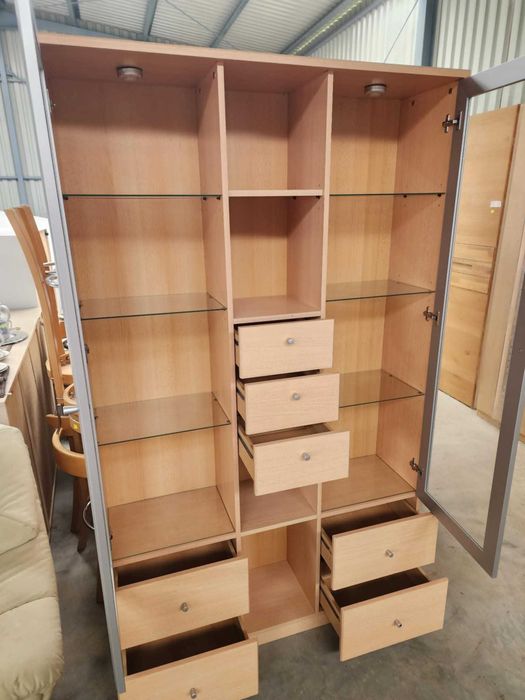 Vitrină Elegantă cu Iluminare • Import Germania • 120 cm