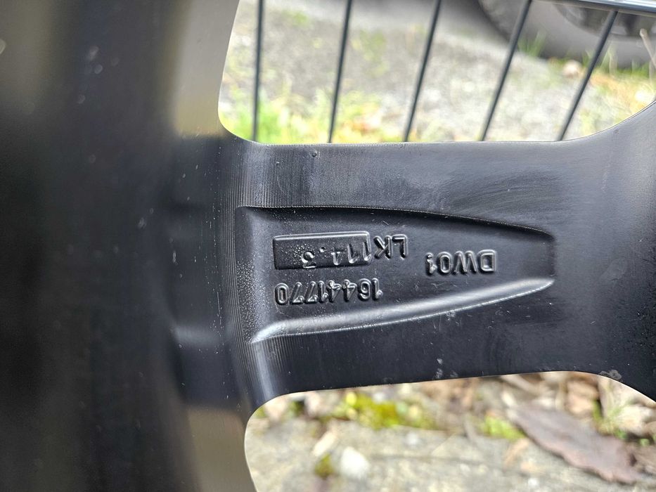 Лети джанти 17" 5х114,3 гуми 225/55/17