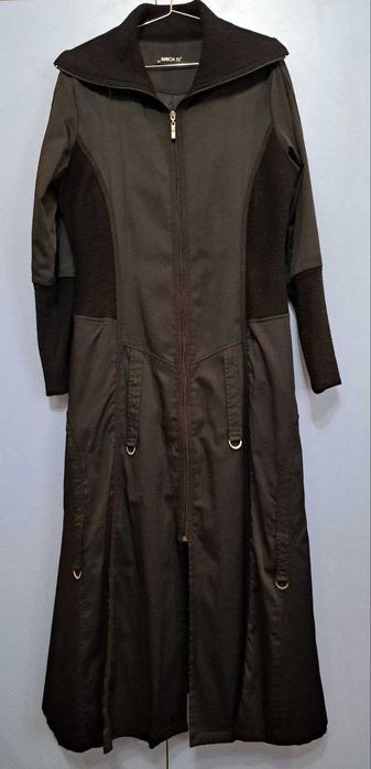 Ayolar plashi sotiladi.