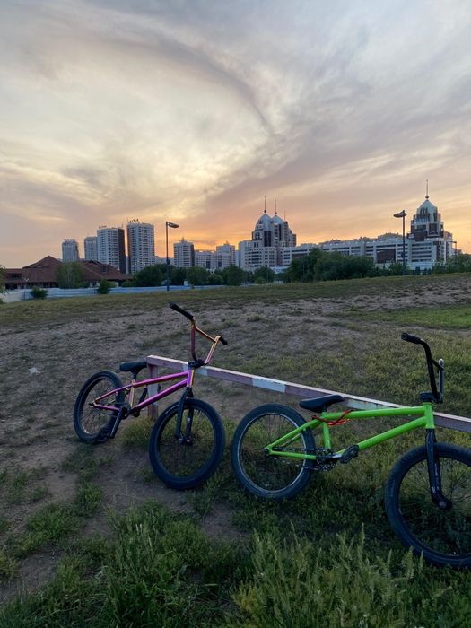 Продам велик сразу Два