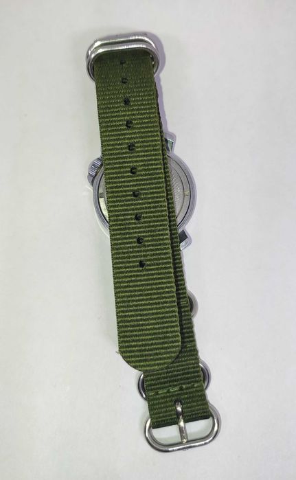 Винтидж Восток КОМАНДИРСКИ механичен водоустойчив часовник 17 камъка