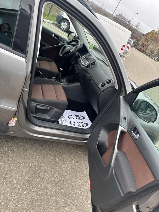 Vand Vw Tiguan 4x4 Euro 5 Pachet drumuri grele !!