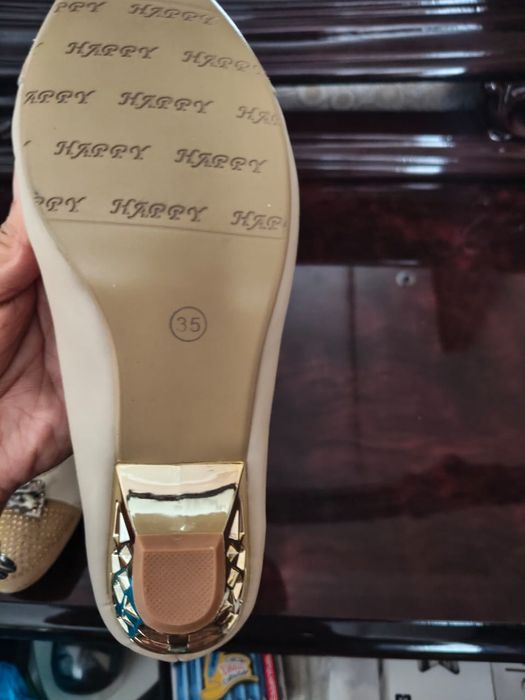 Продам женский обувь