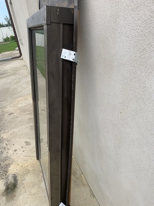 Vand 5 bucati de geamuri de mansarda