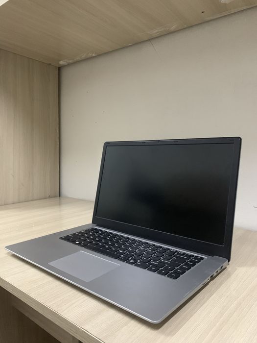 Продам Ноутбук Marten