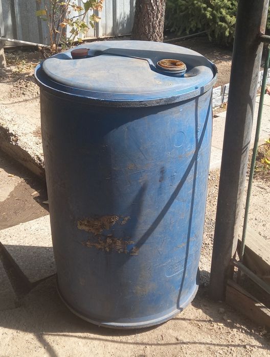 Продам Вёдра,  бачок, бочку...