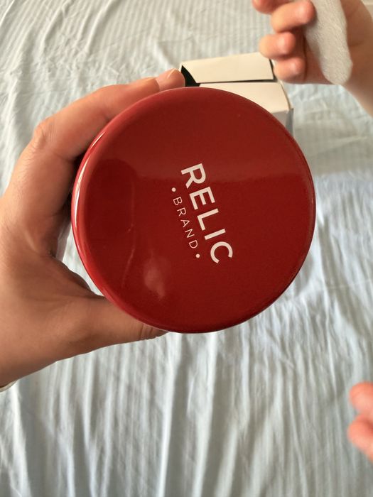 Часы бренда Relic