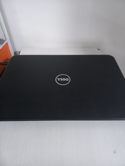 Продам ноутбук Dell в хорошем состояни