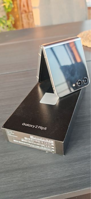 samsung z flip 5 8/256GB