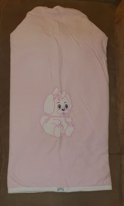 Продавам детски одеяла, хавлийки, пелени и портбебе