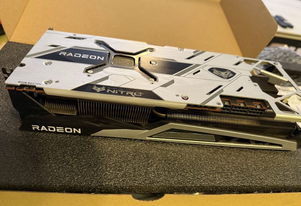 Видеокарта sapphire nitro+ rx6900xt special edition ОБСЛУЖЕНА