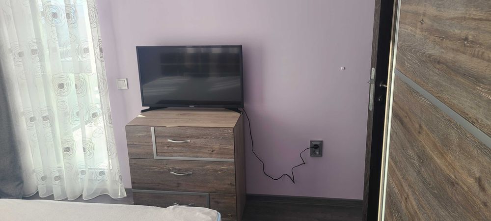 Дава се под наем Двустаен апартамент в Варна, м-т Пчелина - 56 кв.м за 459 € - Снимка #3