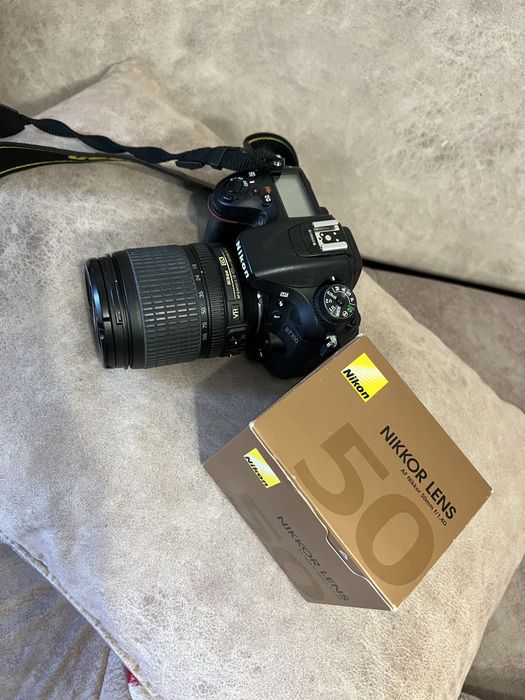 Продам фотоапарат Nikon