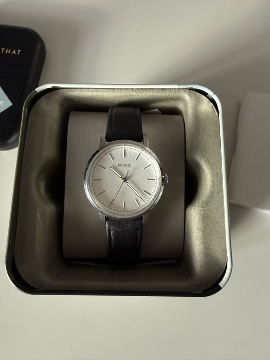 Дамски часовници Fossil