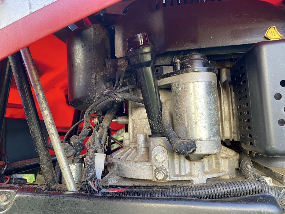 Tractoras de gazon Hecht 5161