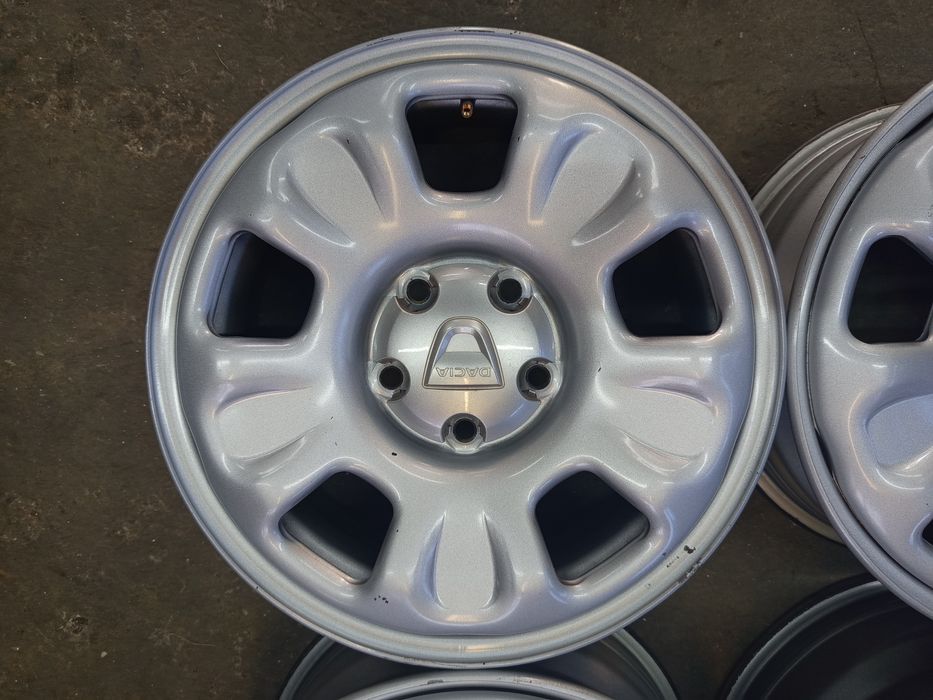 16" Dacia Duster Оригинални Джанти