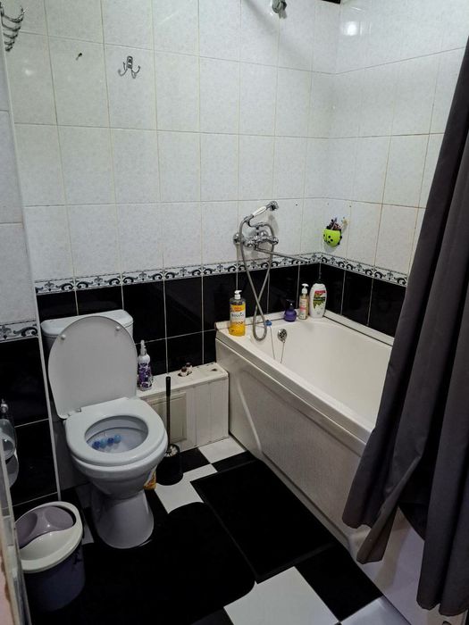 Срочно продаётся квартира 1/5/5