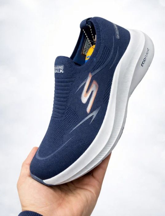 Skechers Великан