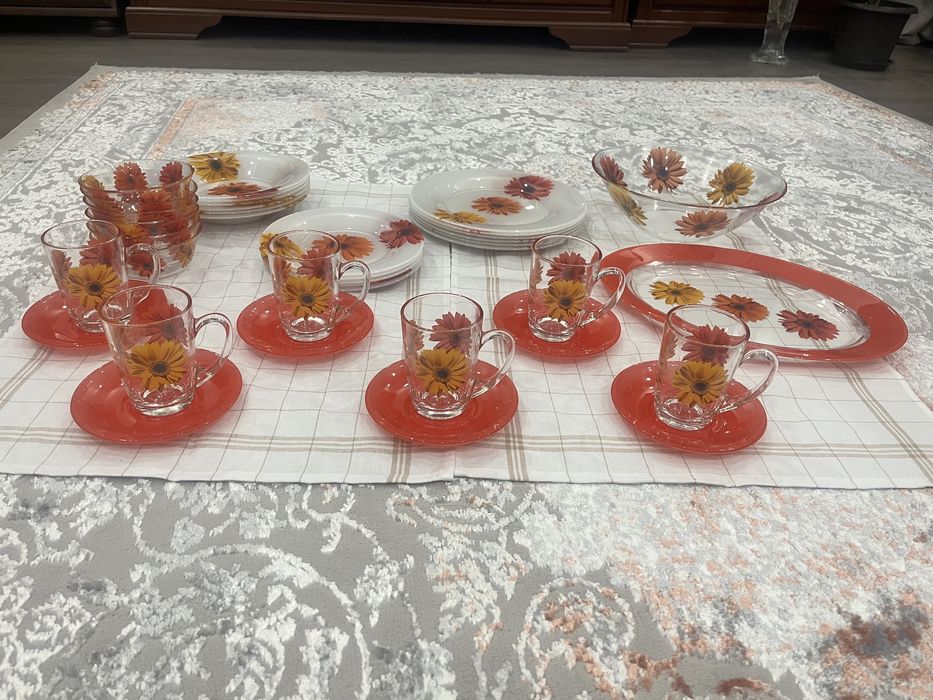 Сервиз чайно- столовый